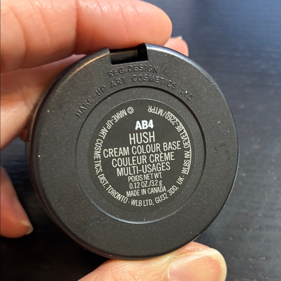 MAC Cosmetics Cream Colour Base - Picture 4 of 5